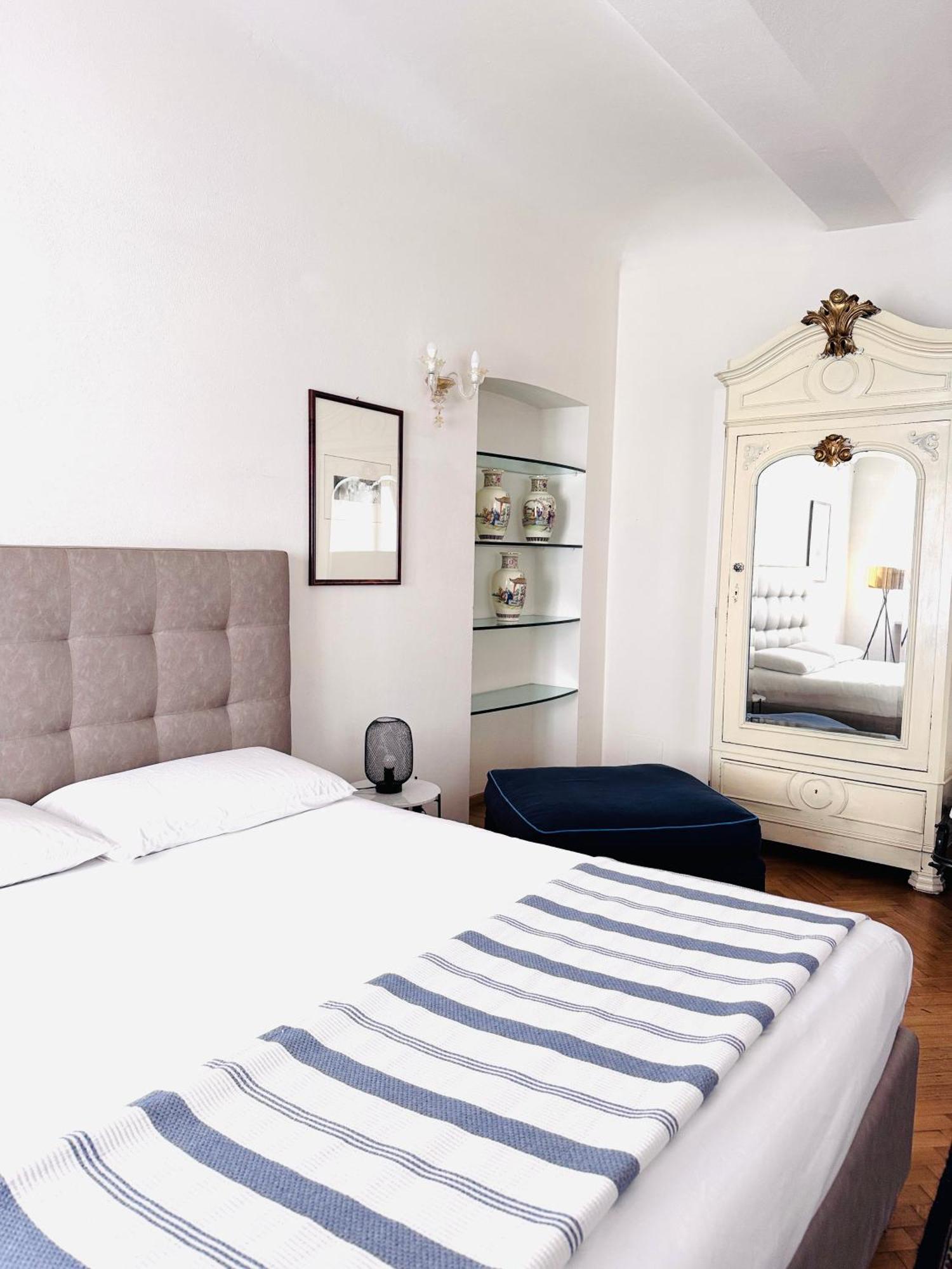 Comecasa Alfieri Elegant Apartment Asti Ngoại thất bức ảnh